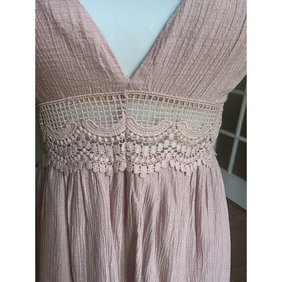 Love Tree Blush Pink Elagant Spaghetti Strap Dress Size Medium - Picture 4 of 8